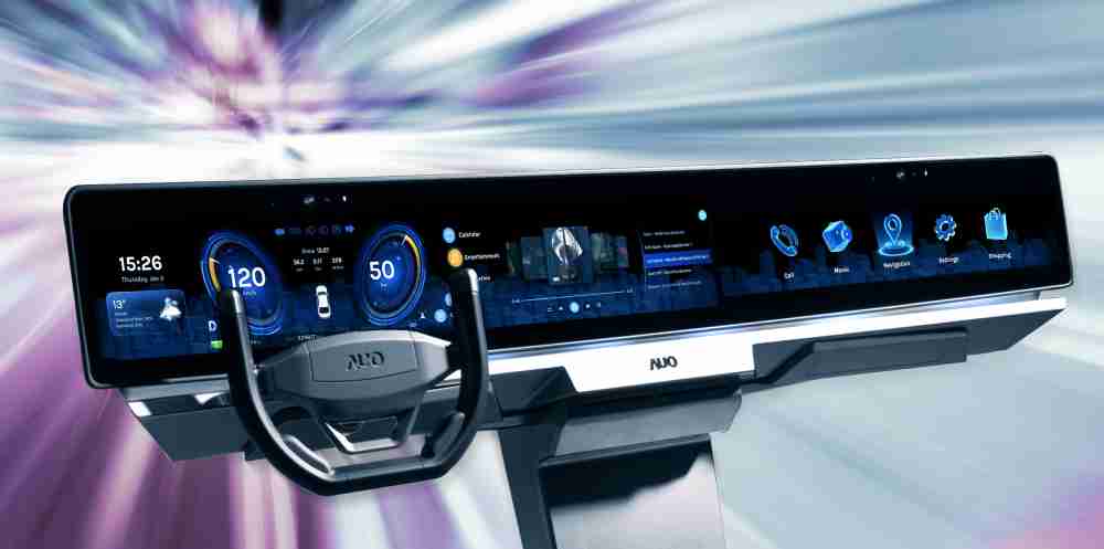 NG大舞台开拓前瞻显示技术创新应用，，，结合优异整合设计能力，，开发智能车载FIDM Plus一体化显示方案，，，让驾驶操作与车内娱乐体验再进化