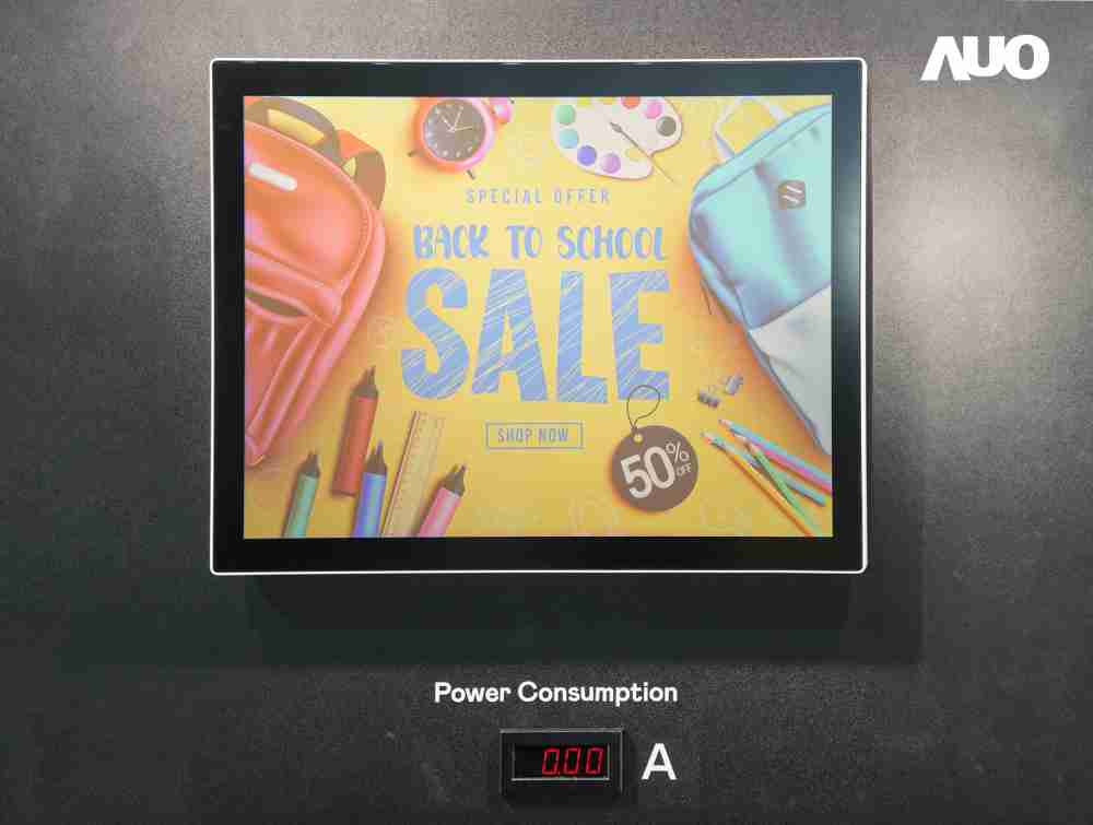 NG大舞台展示胆固醇液晶超低耗能户外全彩显示器，，，，ChLC（胆固醇液晶）以双稳态技术使静态显示零功耗，，具省电、、高彩度、、环保的特性，，，，还整合软硬件系统解决方案，，，，可透过单一云端平台管理